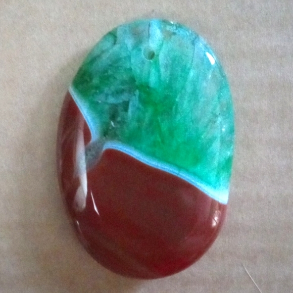 2.25" Christmas Jasper Green Quartz Pendant - Picture 1 of 5